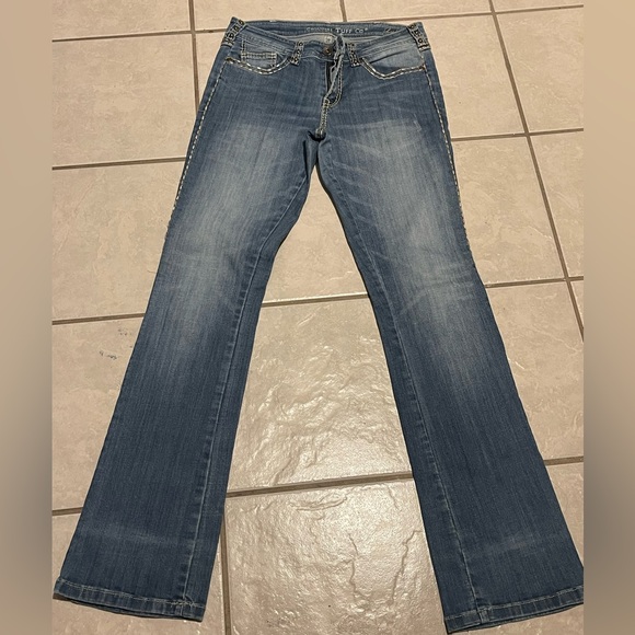 Cowgirl Tuff Women’s Layed Back Blue Boot Cut Jeans Size 29X35 - Picture 1 of 14